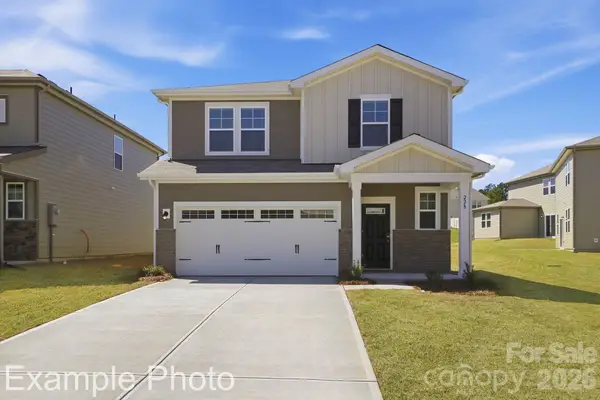 2957 31st Street Lane Ne, Hickory, NC 28601