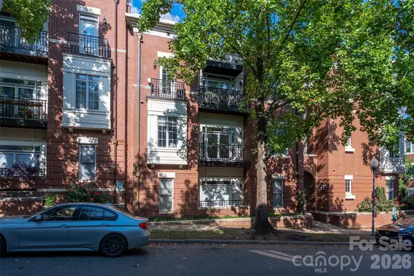 627 Garden District Drive, Charlotte, NC 28202