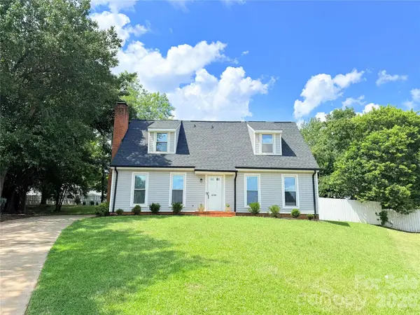 6739 Old Meadow Road, Charlotte, NC 28227