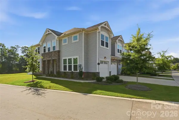 14618 Tamarack Drive, Charlotte, NC 28278