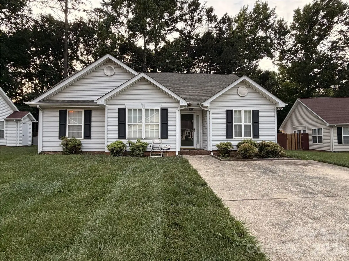 6111 Country Walk Drive, Charlotte, NC 28212 - #1