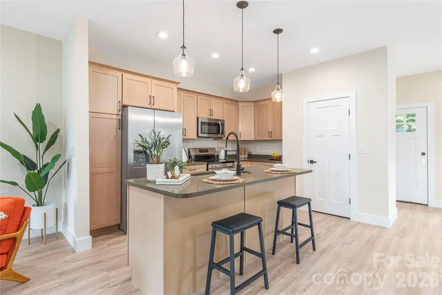 33 Elkwood Avenue, Asheville, NC 28804 - #3