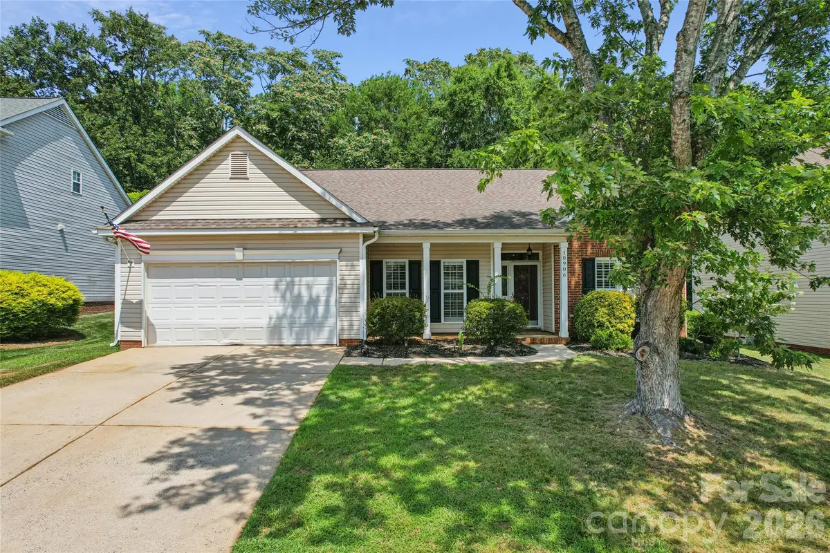 10906 Chamberlain Hall Court, Charlotte, NC 28277 - #1