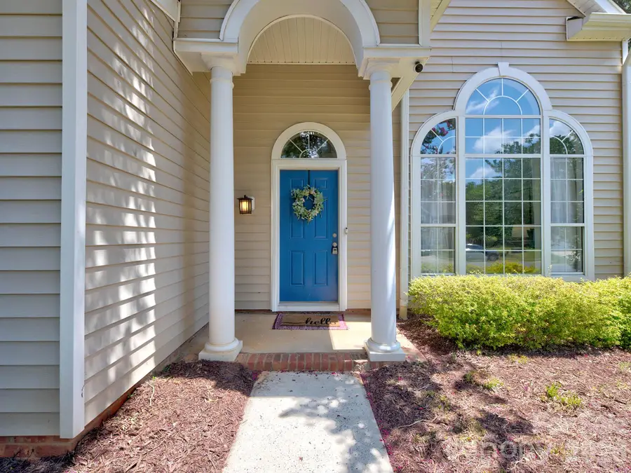 11206 Longhedge Lane, Charlotte, NC 28273 - #2