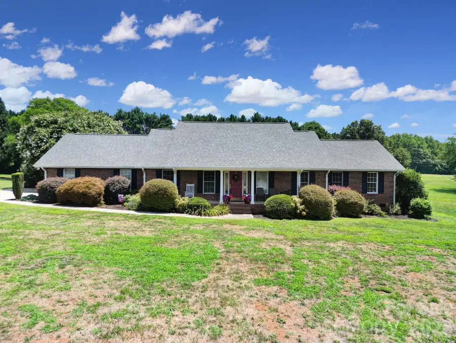 129 Verna Drive, Statesville, NC 28625 - #3