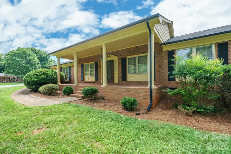 1602 Arden Drive, Lincolnton, NC 28092 - #2