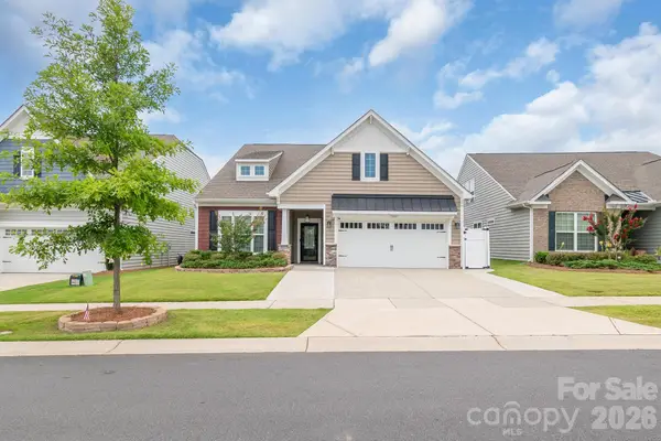 13007 Canterbury Castle Drive, Charlotte, NC 28273