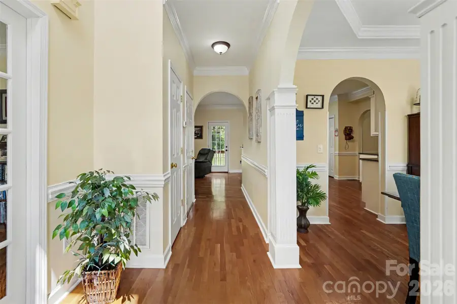 4858 Elmhurst Drive Ne, Hickory, NC 28601 - #3
