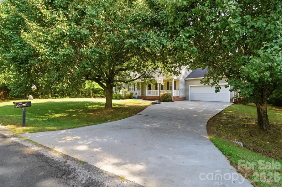 1001 Highland Woods Drive, Kannapolis, NC 28083 - #2