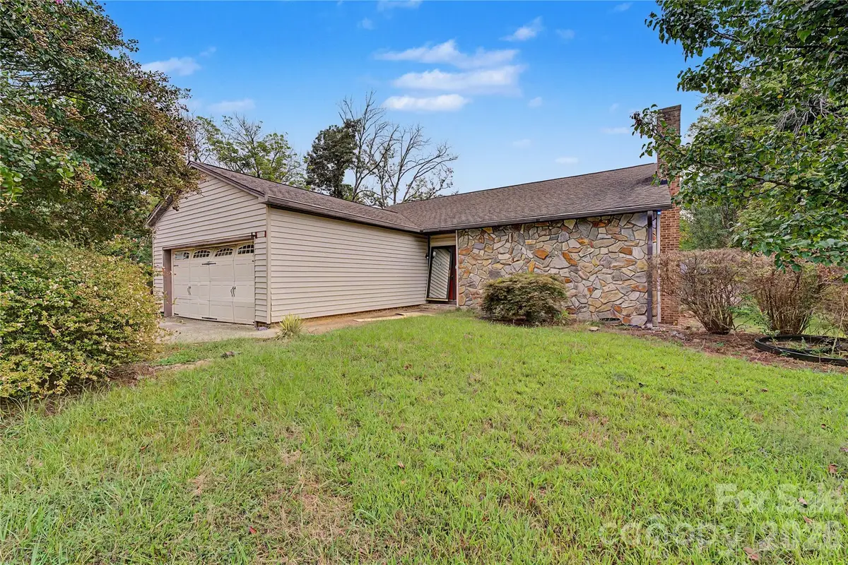 102 Nob Hill Drive, Gaffney, SC 29340 - #1