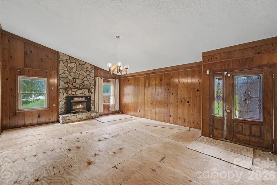 102 Nob Hill Drive, Gaffney, SC 29340 - #2