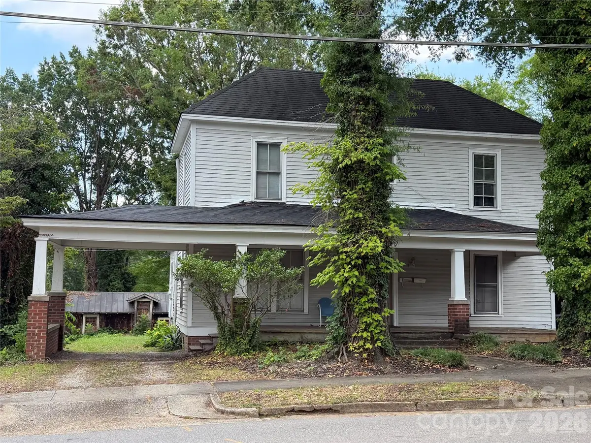 403 S Race Street, Statesville, NC 28677 - #1