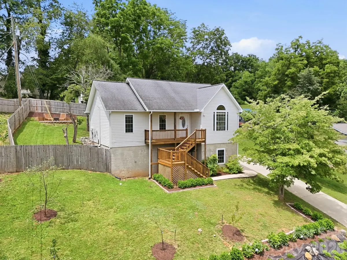 320 Meadowbrook Drive, Canton, NC 28716 - #1