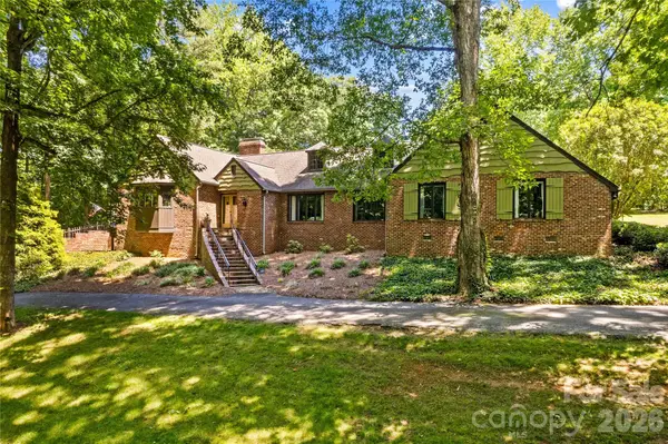 203 Wickersham Drive, Statesville, NC 28625