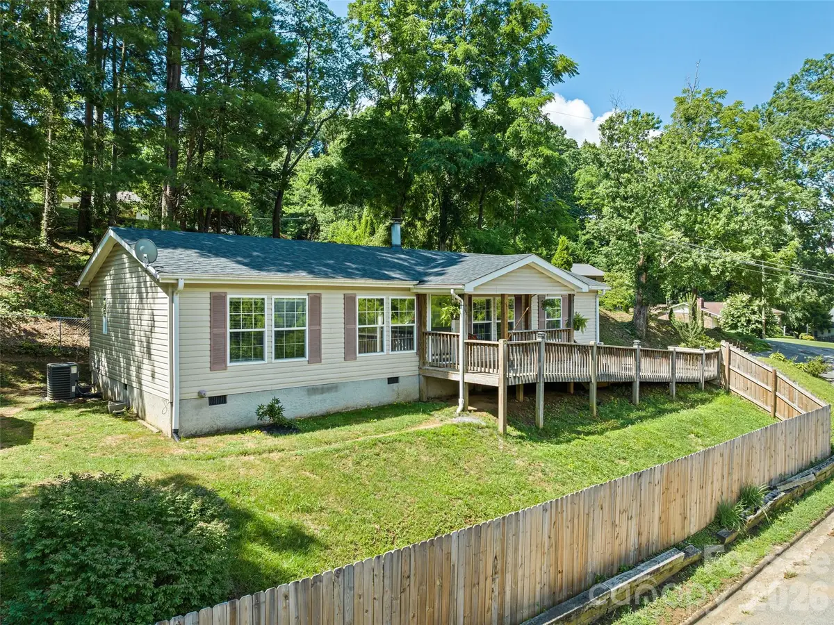 26 Cedar Street, Canton, NC 28716 - #1