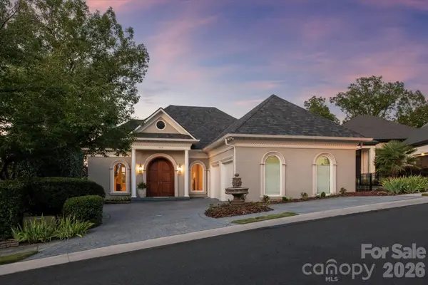 6812 Linkside Court, Charlotte, NC 28277
