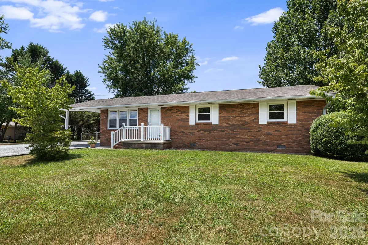 490 Ecusta Road, Brevard, NC 28712 - #1