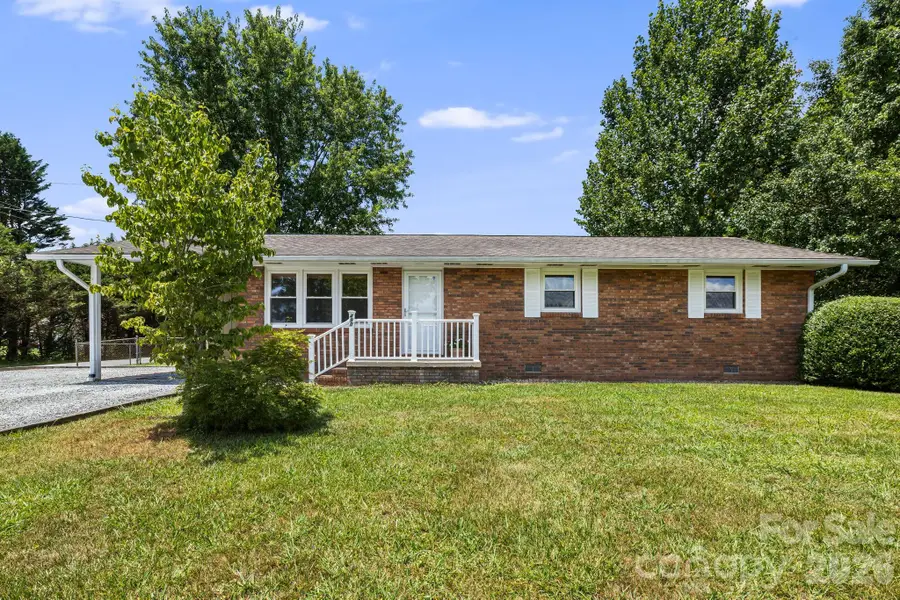490 Ecusta Road, Brevard, NC 28712 - #2
