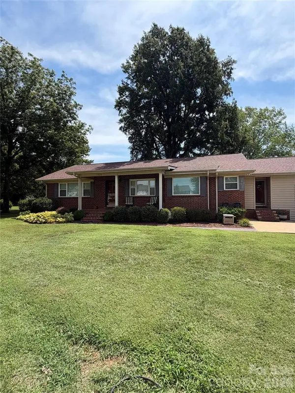 7800 Browne Road, Charlotte, NC 28269