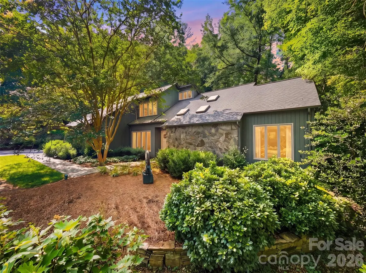 414 Stonecroft Drive Se, Lenoir, NC 28645 - #1