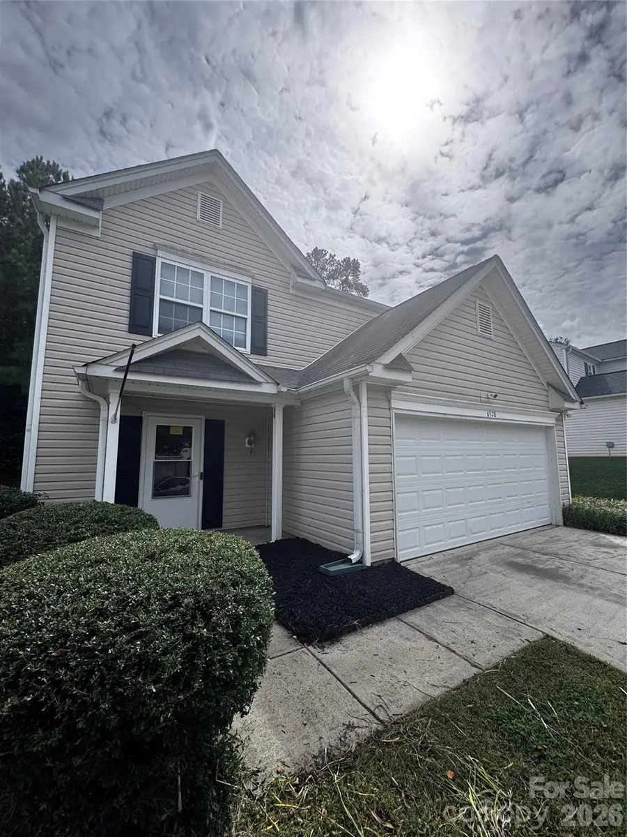 6528 Forest Cross Drive, Charlotte, NC 28216 - #2