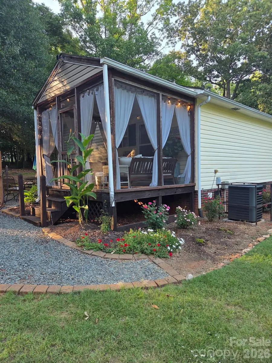 6334 Griffin Road, Lancaster, SC 29720 - #3