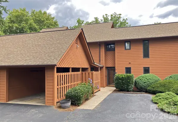 25 Village Drive #25, Asheville, NC 28803