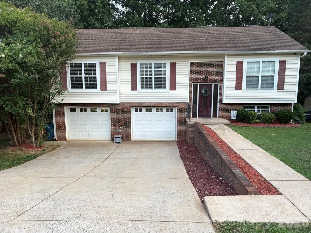3105 Kay Street, Conover, NC 28613 - #1