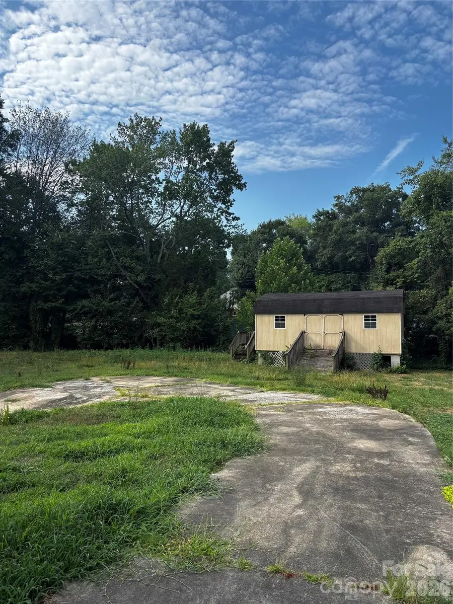 907 Maple Avenue, Salisbury, NC 28144 - #2