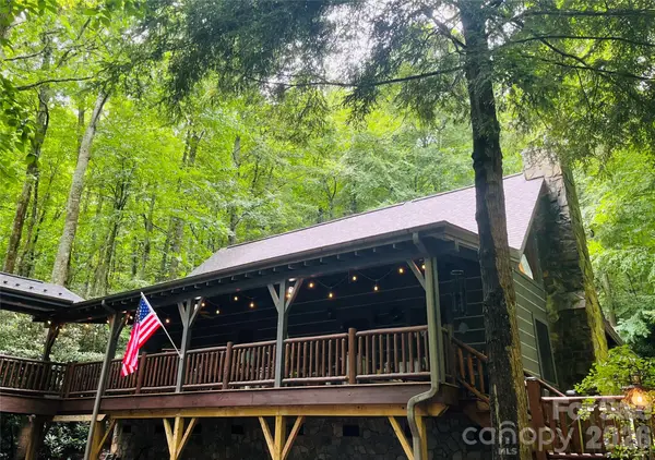 6 Laurel Branch Drive, Black Mountain, NC 28711
