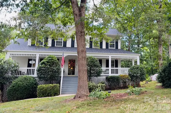 612 17th Avenue Drive Se, Hickory, NC 28602