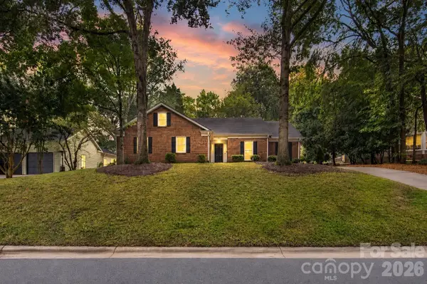 3027 Deep Meadow Lane, Charlotte, NC 28210