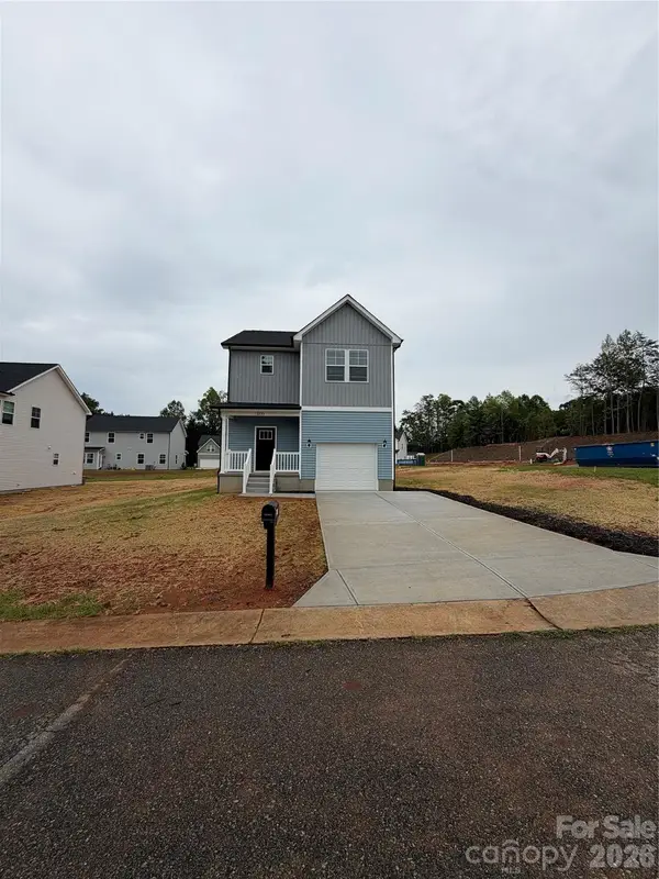 1155 Summerhill Street Sw, Lenoir, NC 28645