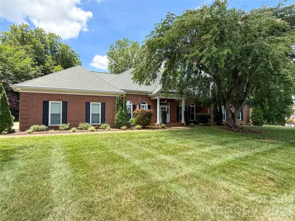 145 Baymount Drive, Statesville, NC 28625