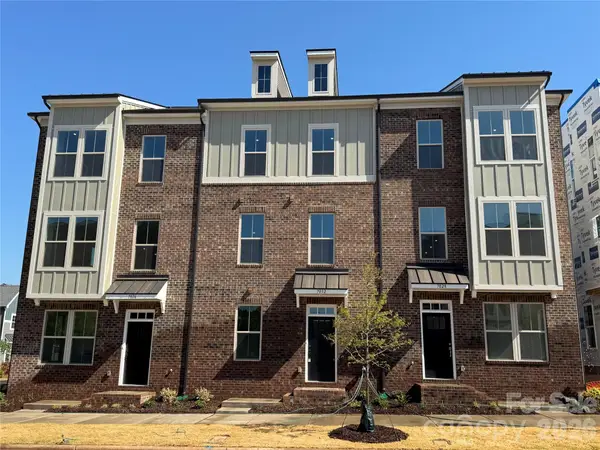 4105 Westbound Drive, Charlotte, NC 28278