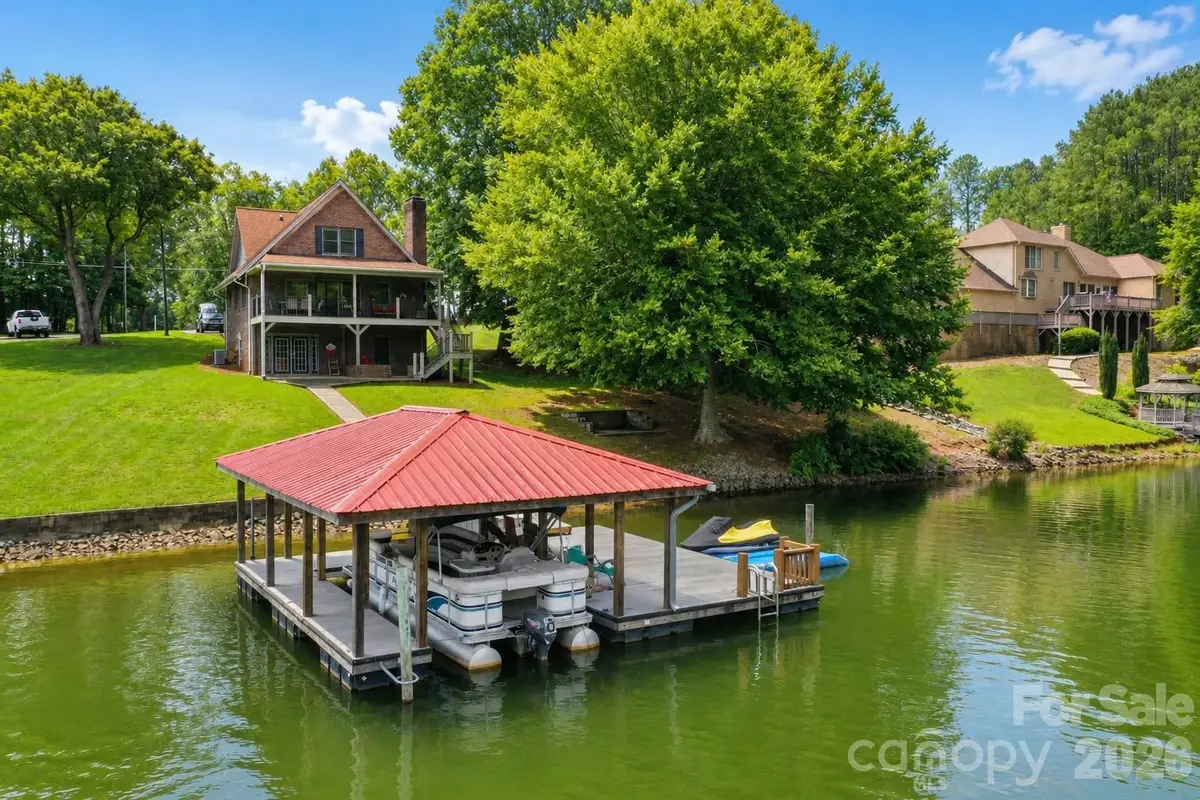 6203 Vandresser Point, Hickory, NC 28601 - #1