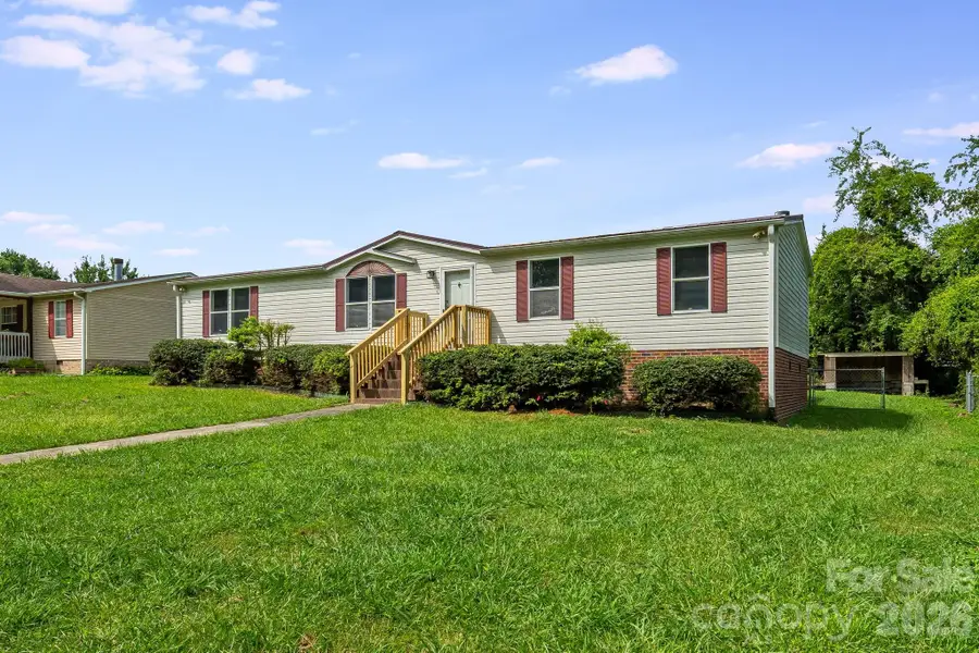 505 Crescent Way, Horse Shoe, NC 28742 - #2