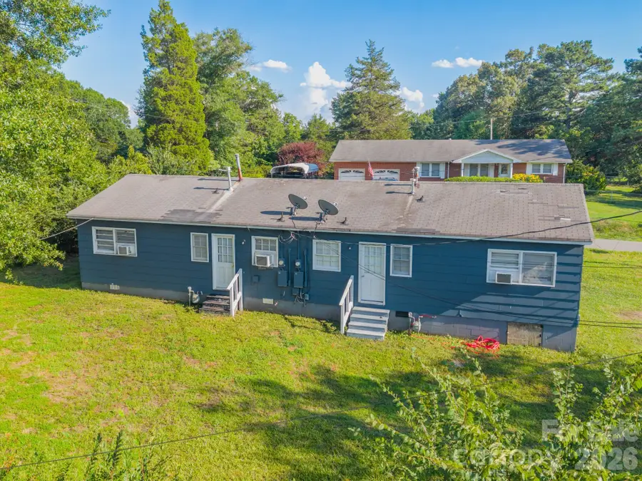 402 E Webb Street, Dallas, NC 28034 - #3