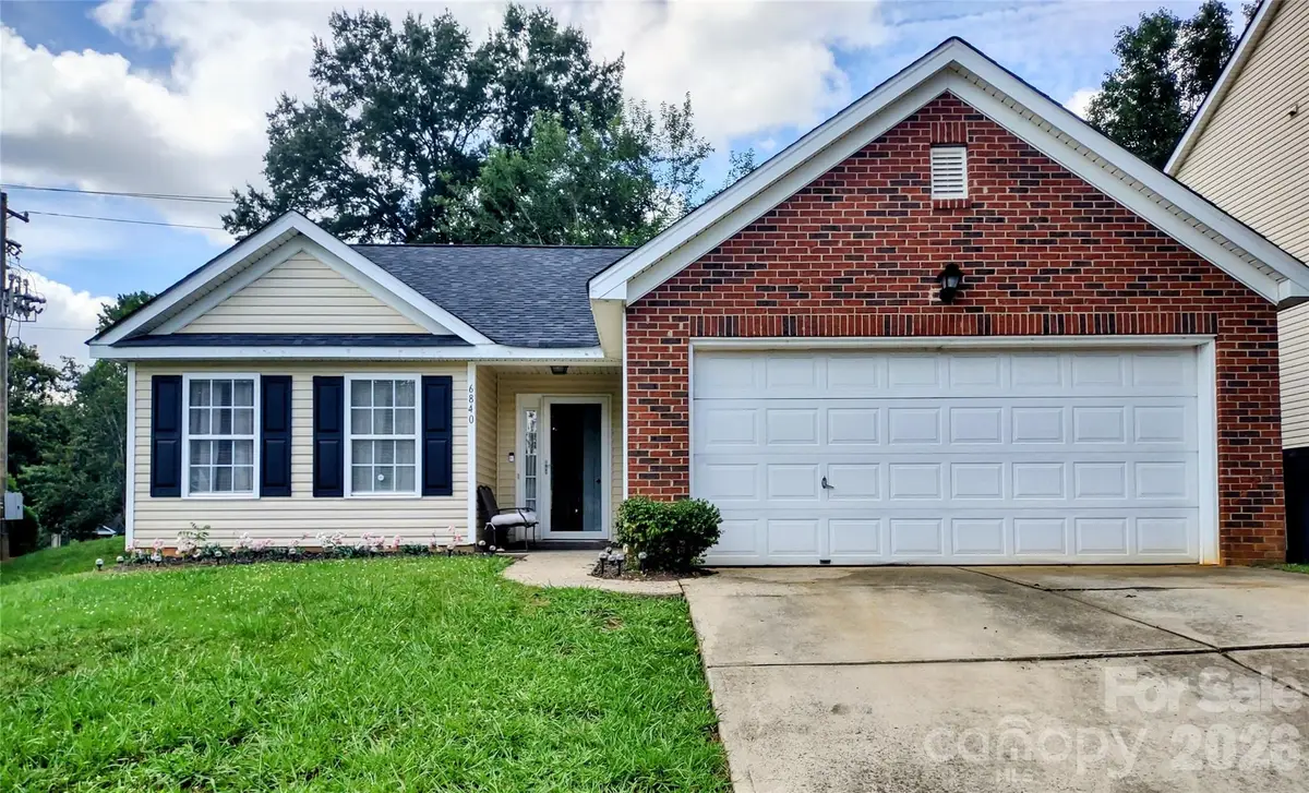 6840 Squirrels Foot Court #104, Charlotte, NC 28217 - #1