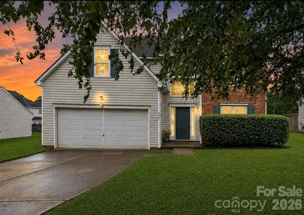 3527 Mallory Taylor Lane, Charlotte, NC 28216