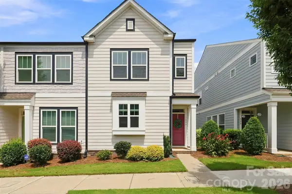 1004 Lyndon Station Drive, Pineville, NC 28134
