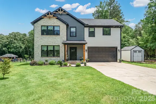 208 Morris Farm Road, Stanley, NC 28164