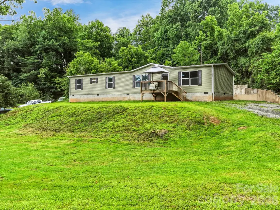 395 Old Us 19 23 Highway, Candler, NC 28715 - #2