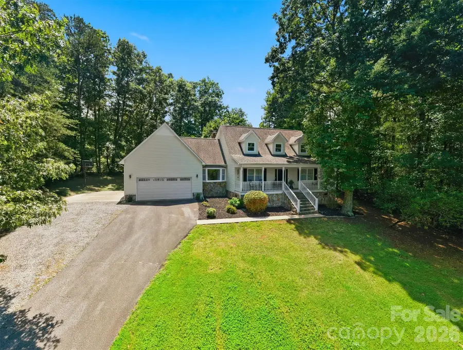 131 Fox Runn Drive, Granite Falls, NC 28630 - #3