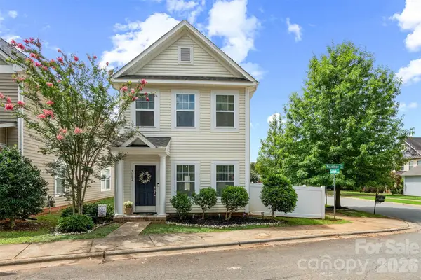 7102 Mclothian Lane, Huntersville, NC 28078