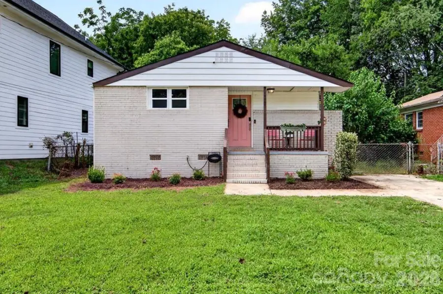 1725 Jennings Street, Charlotte, NC 28216 - #2