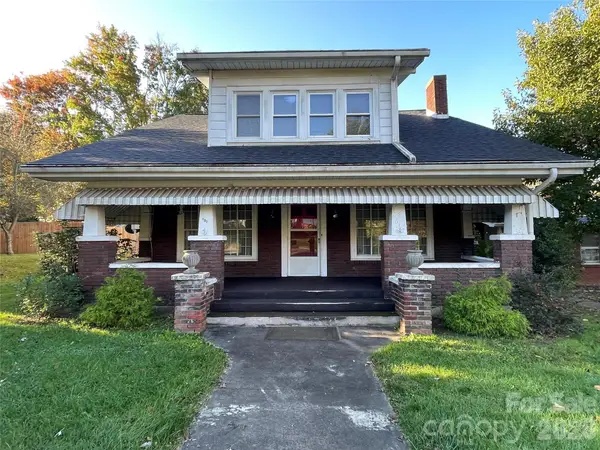 318 Academy Street, Canton, NC 28716