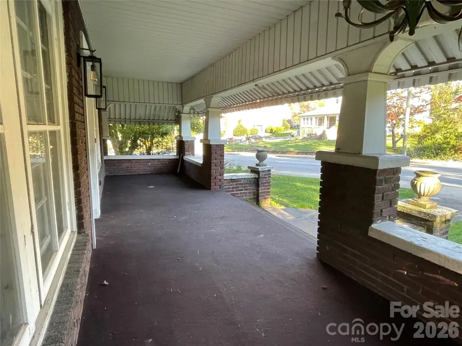 318 Academy Street, Canton, NC 28716 - #2