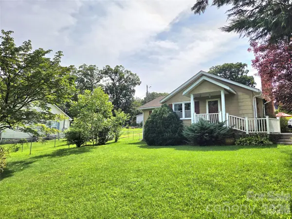 201 Stafford Street, Black Mountain, NC 28711