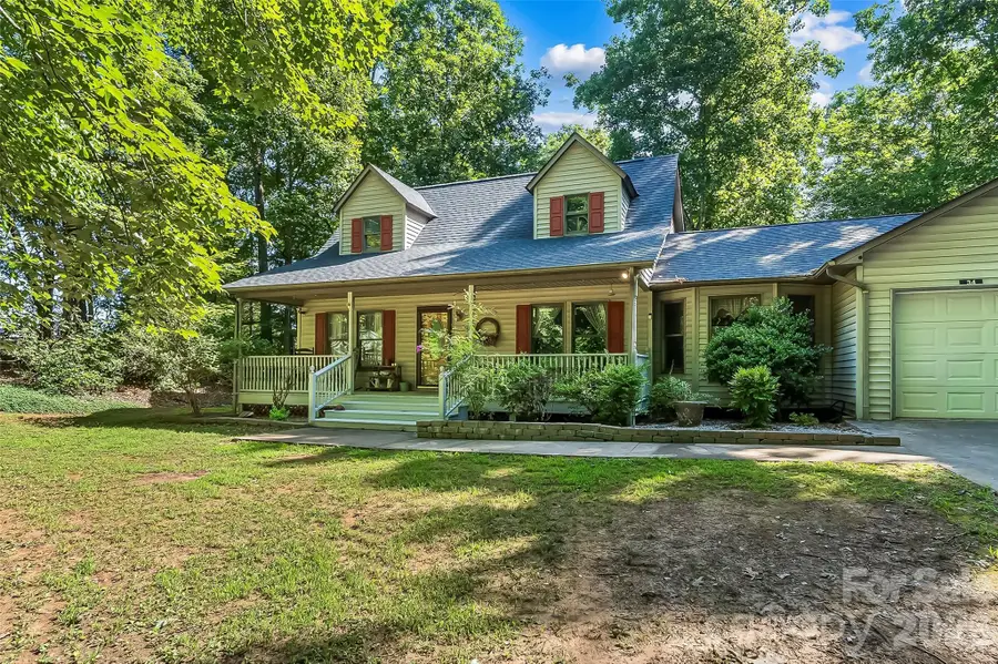 34 Lakeside Drive, Marion, NC 28752 - #3